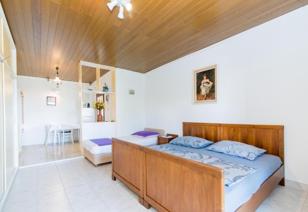 Apartments Veve بوستيرا الغرفة الصورة